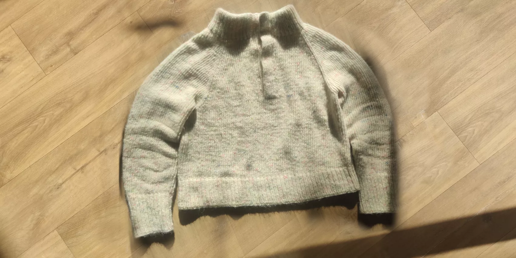 Zipper sweater without a zip Terrifiknits