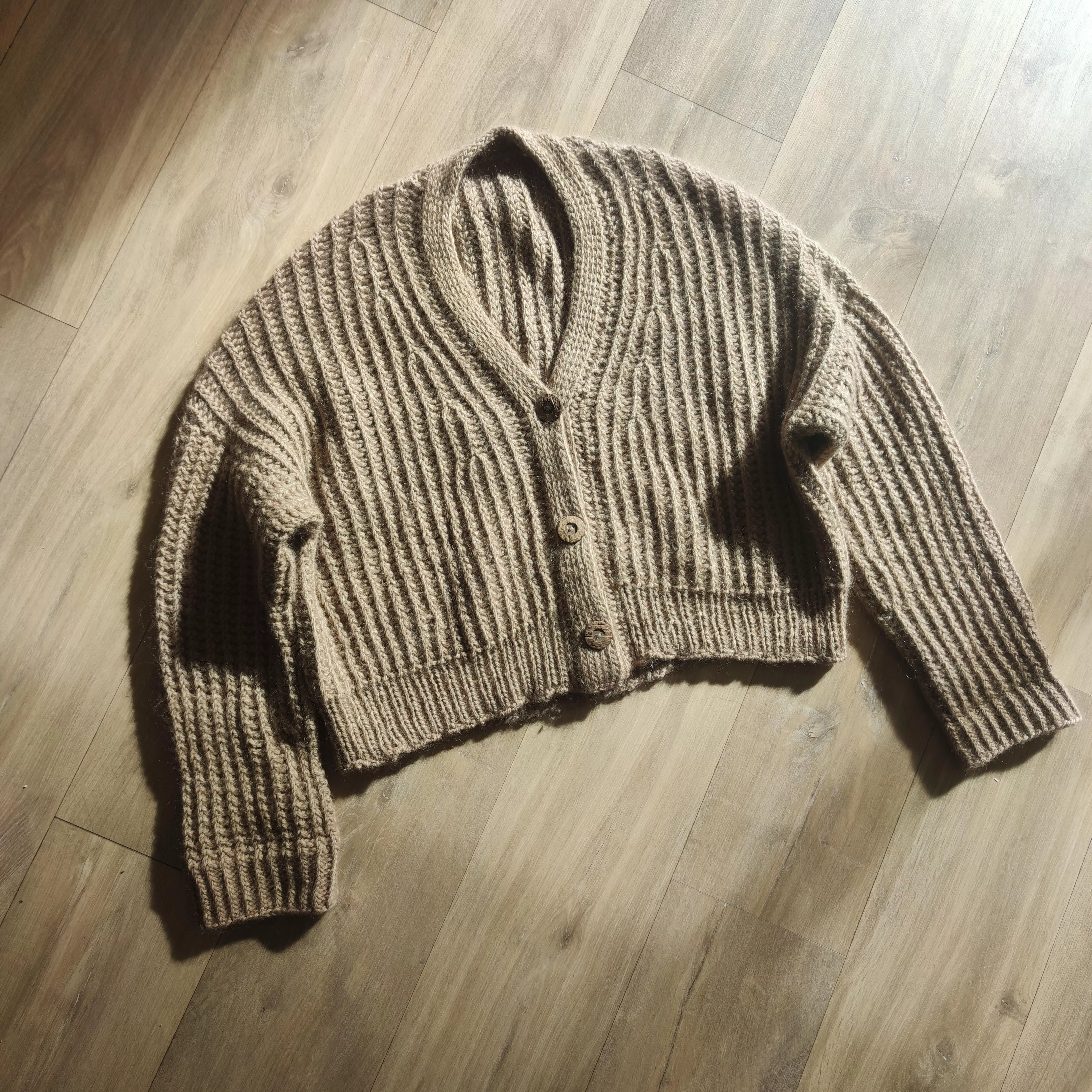 Viveka cardigan Terrifiknits